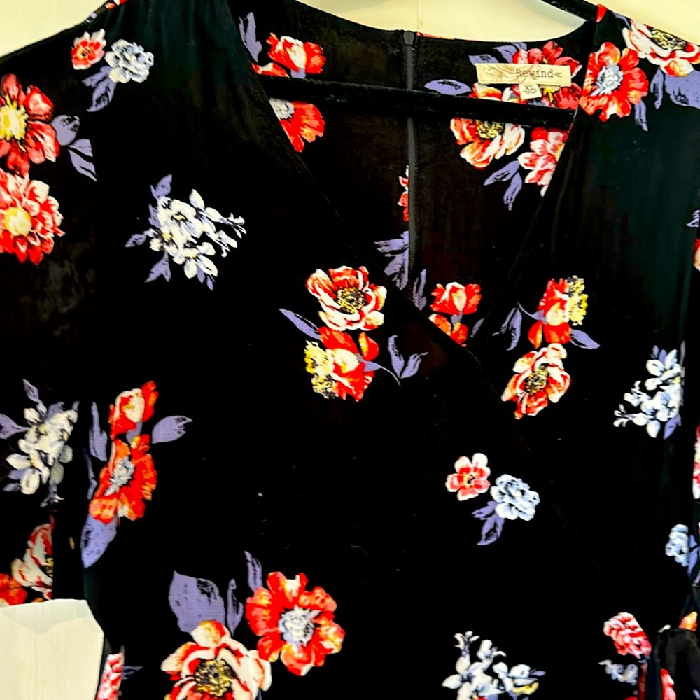 Rewind Women's Black W/ Red White Blue Floral Wrap Dress, S NWT